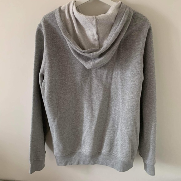 GAP Logo Hoodie - Picture 5 of 5